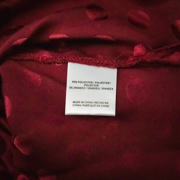 ModCloth Plus Size 4X Red Feelin A Little Dotty Satin Polka Dot Button Back Top - Picture 4 of 6